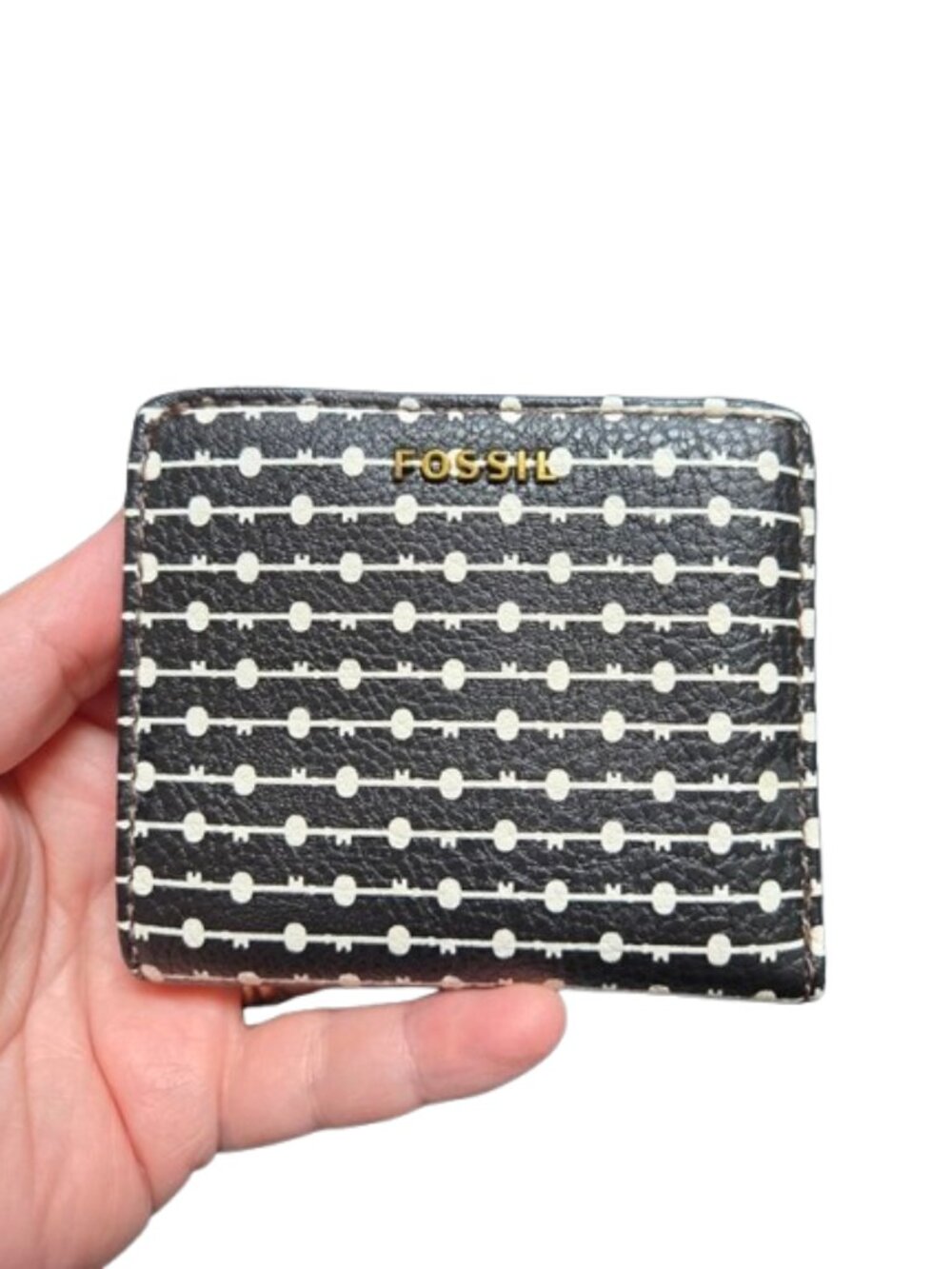 Fossil Women's Logan Small Bifold Wallet In Black Key Stripe Black and White